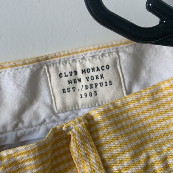 Club Monaco shorts - Picture 2 of 4